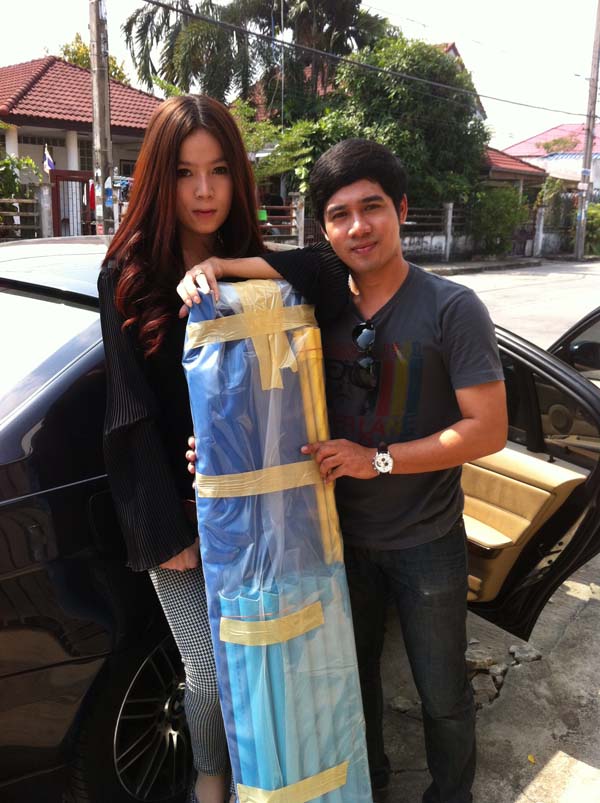 2013-01-11 11.39.31 บอล เจน